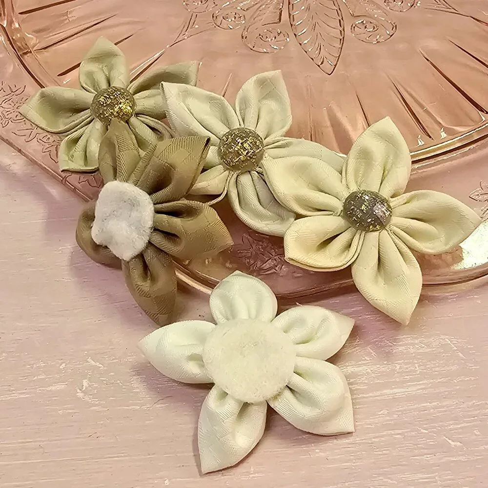 5pc Thatched Dauphin Fabric Flower Set, Vintage Fabrics